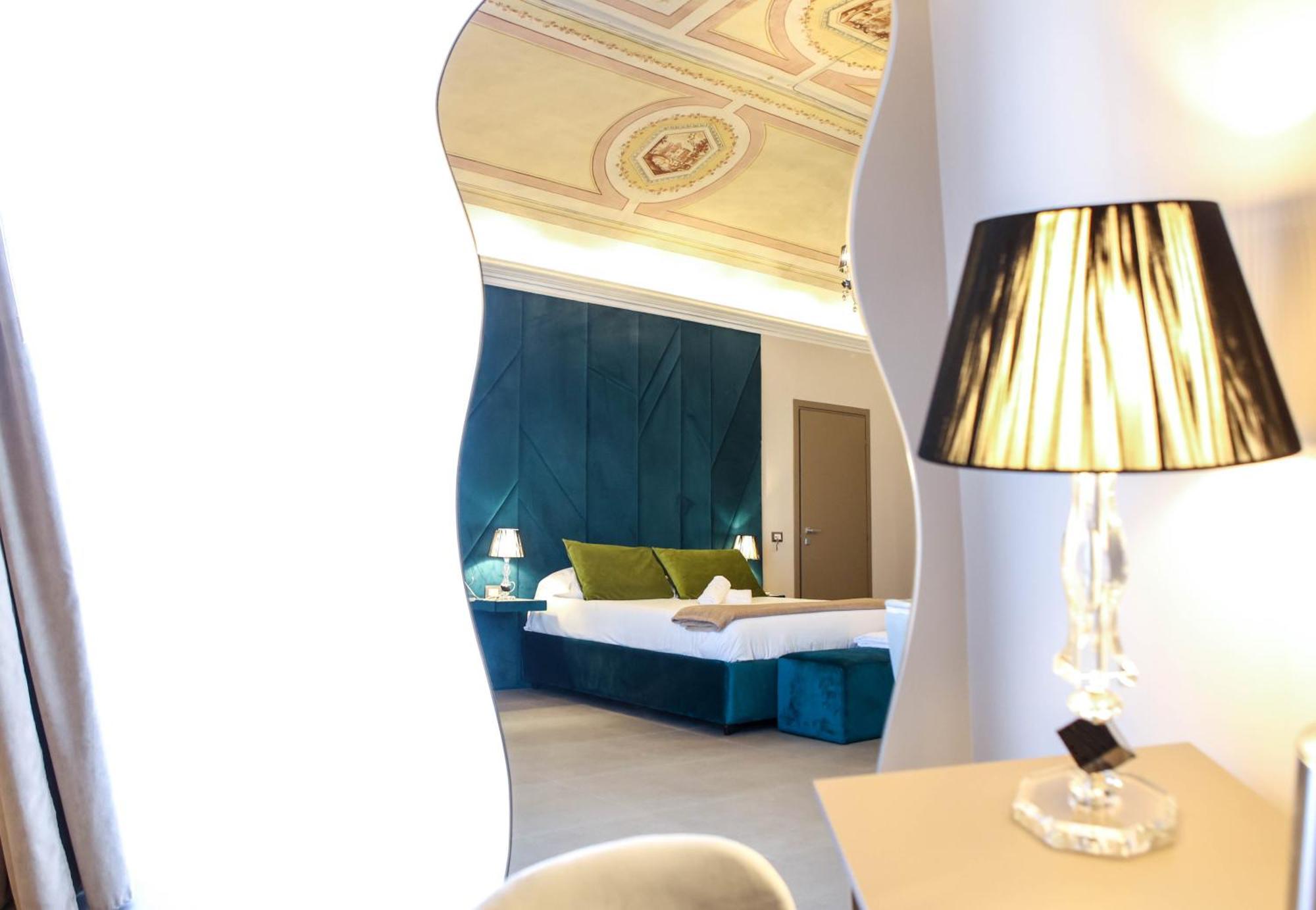 B&B Suites&Rooms Piazza Dei Martiri Catania Luaran gambar