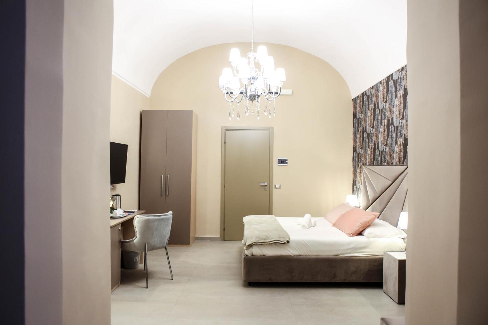 B&B Suites&Rooms Piazza Dei Martiri Catania Luaran gambar