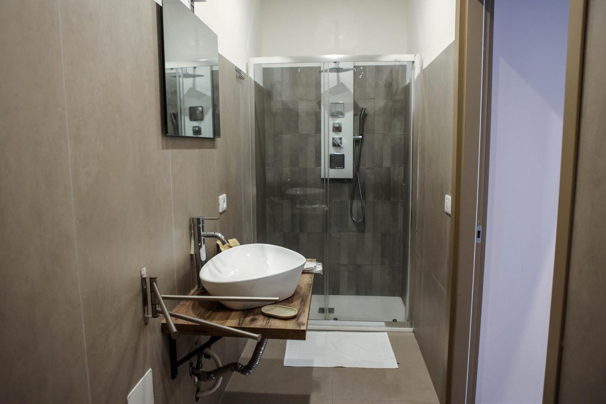 B&B Suites&Rooms Piazza Dei Martiri Catania Luaran gambar