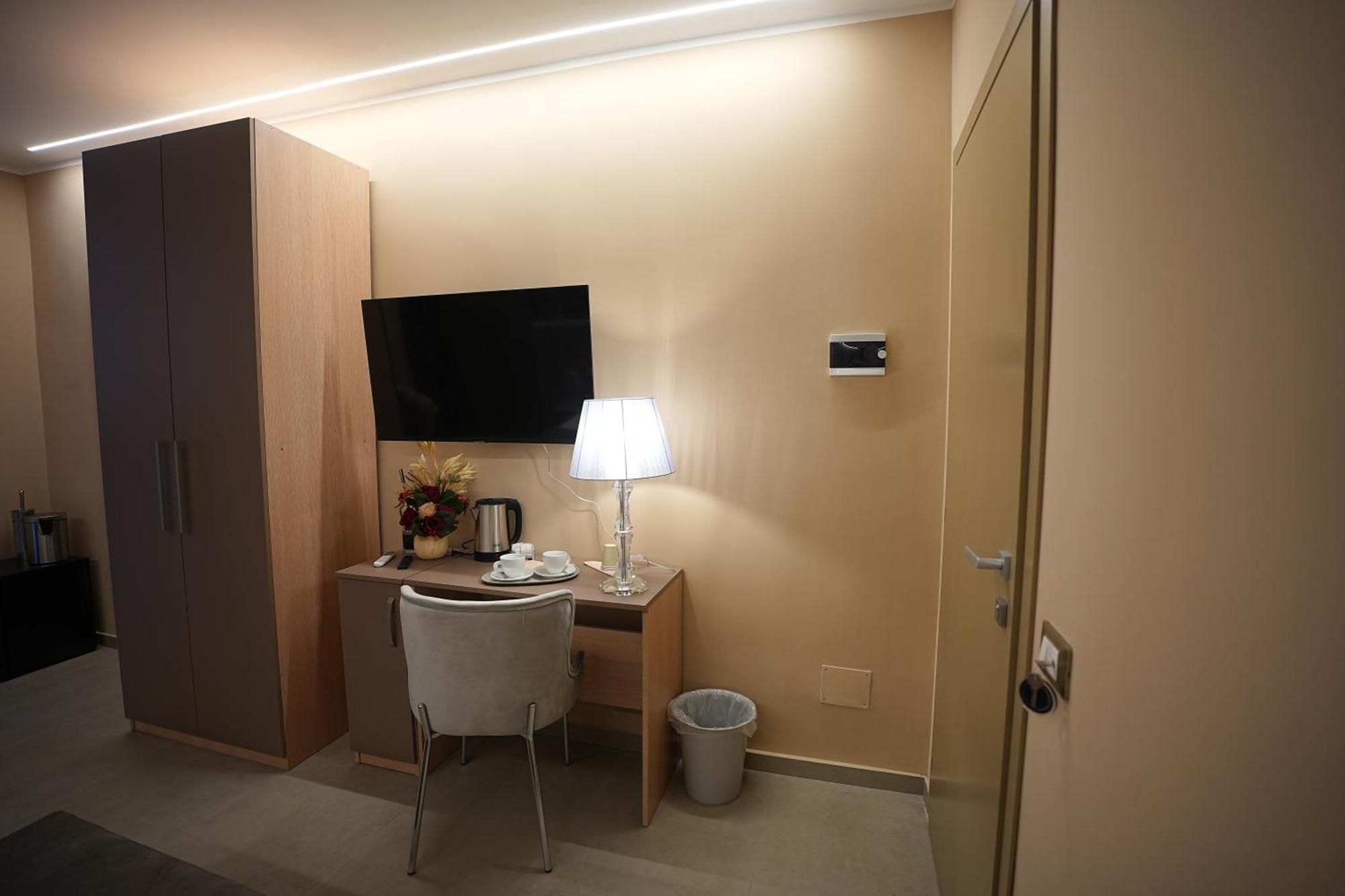 B&B Suites&Rooms Piazza Dei Martiri Catania Bilik gambar