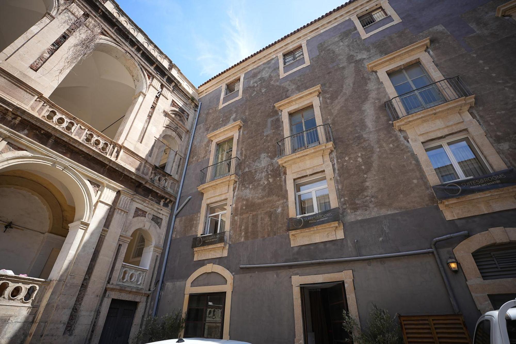 B&B Suites&Rooms Piazza Dei Martiri Catania Luaran gambar