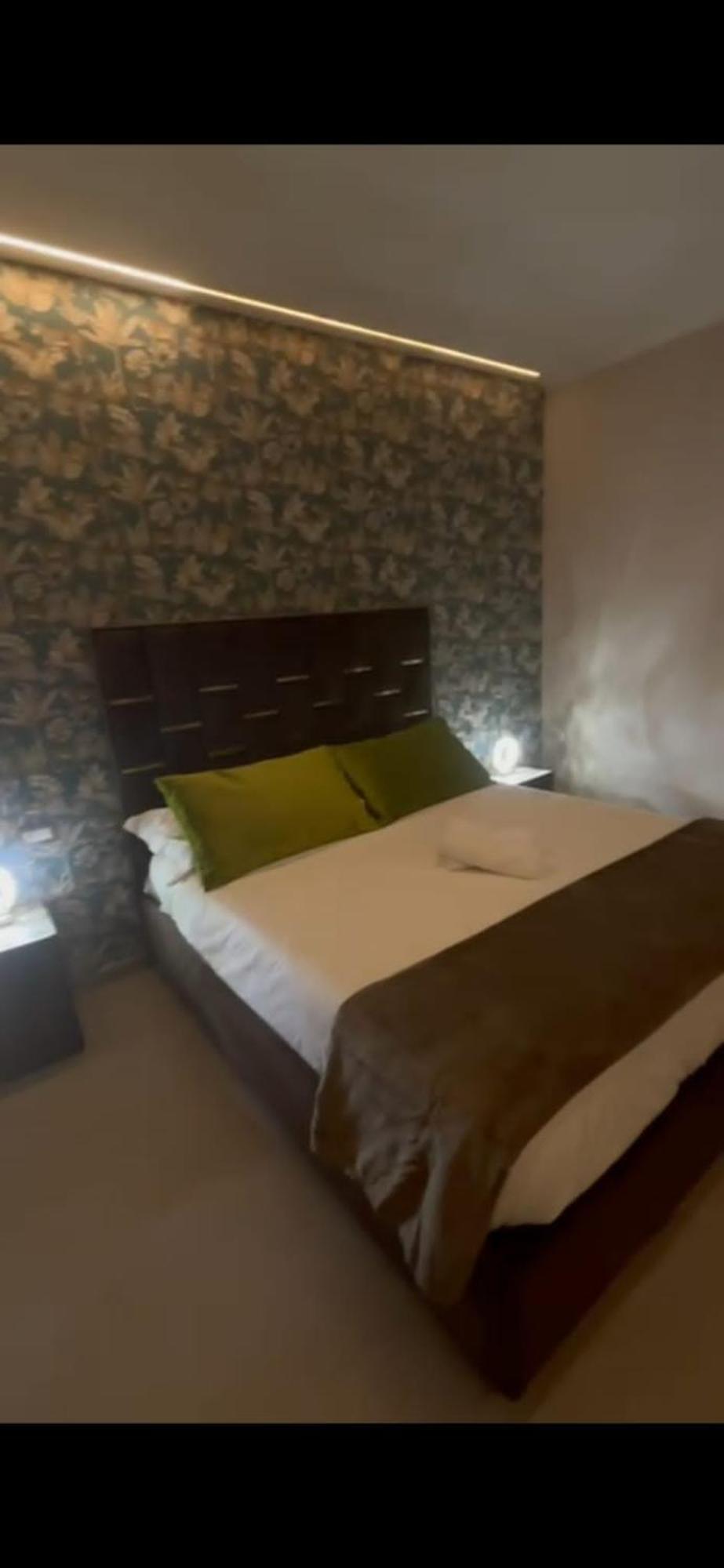 B&B Suites&Rooms Piazza Dei Martiri Catania Luaran gambar